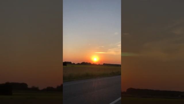 На скутере в закат. Виджевано. #vigevano #italy #moto #scooter #tramonto #travel #road