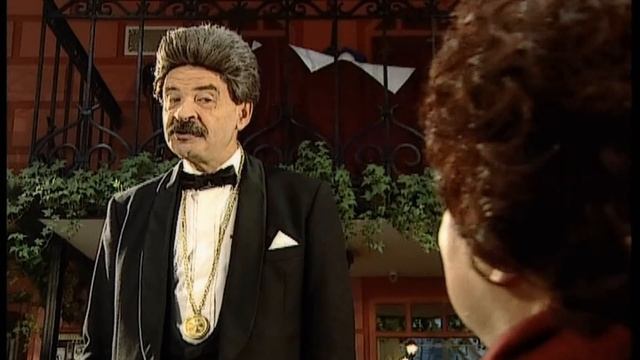 Городок - Русский официант смотреть онлайн