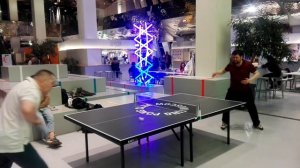 Я играю (rttf 350)средними шипами справа с игроком 500rttf