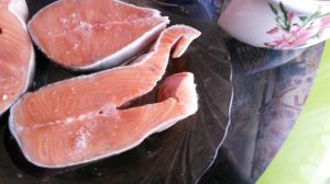 ЗАПЕЧЁНАЯ КРАСНАЯ РЫБА В ФОЛЬГЕ С КАРТОФЕЛЕМ.