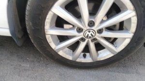 замена стоек и резинок стабилизатора на автомобиле фольксваген поло