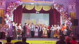 Русская народная песня. Молода я, молода.