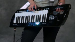 Roland Lucina AX-09 Lessons - The Bass Player