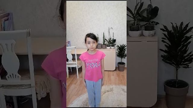 Поэтический марафон «Ларец с секретом» - Сатвалдиева Самина 9 лет, басня «Зеркало и Обезьяна»