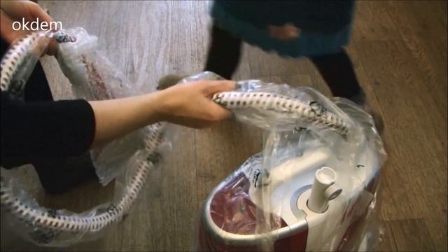 Часть 1. Вертикальный отпариватель  Tefal IS8380 . Распаковка