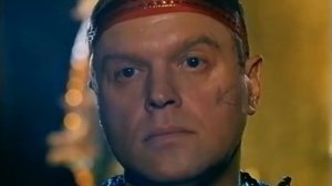 8 1/5 долларов Бондарчук исполняет