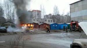 27 04 15 Загорелась Газель на Архенгельском проезде в Ярославле