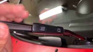How to replace the wiper blades on a 2016-2019 453 Smart Fortwo