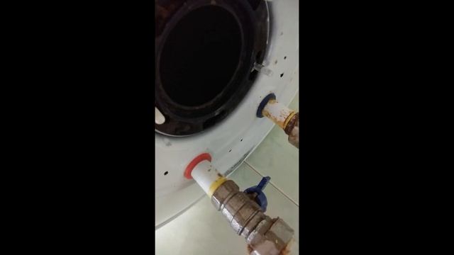 #Водогрейка_Аристон#Разборка#Ремонт#Чистка_бака Водогрейка Аристон, разборка и чистка бака. смотреть онлайн