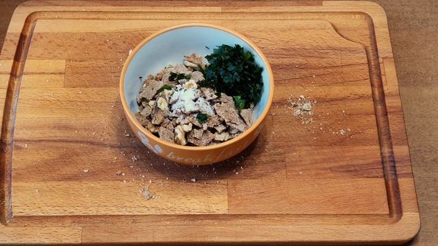 Рыба Хек с корочкой из грецких орехов, сухариков и трав. смотреть онлайн