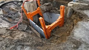 Траншейная крепь ТТ-480. С роликовой распоркой и направляющими. Делаем шеф-монтаж на объекте