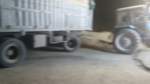 Трактор МТЗ 82.1 БУКСУЕТ тянет 12 ТОНН