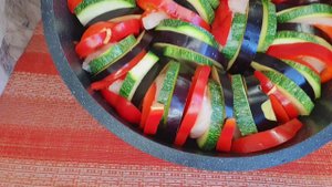 Овощное рагу или РАТАТУЙ с курицей. Блюдо за копейки, но очень вкусное.