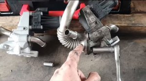 Ford Transit Custom 2.2 P042F:00-27 EGR Exhaust Gas Recirculation Valve Stuck Closed