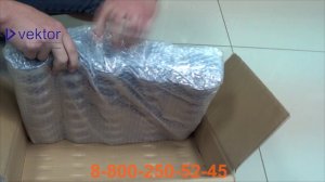 Коробка с катушками проволоки для вязки арматуры