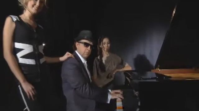 Инстинкт мужские костюмы смотреть онлайн