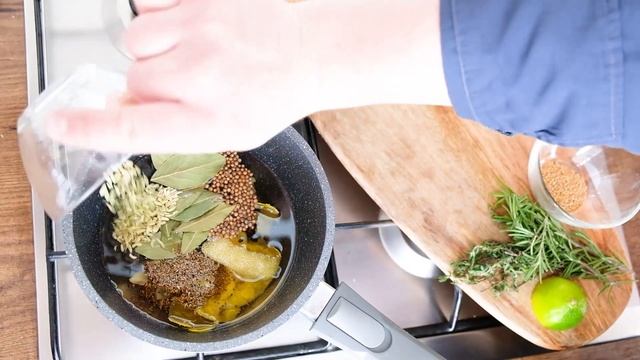 Ароматное масло для заправки салатов и приготовления блюд