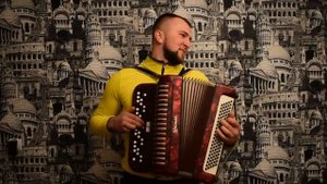 Виктор Королёв-За твою красивую улыбку на баяне!!!