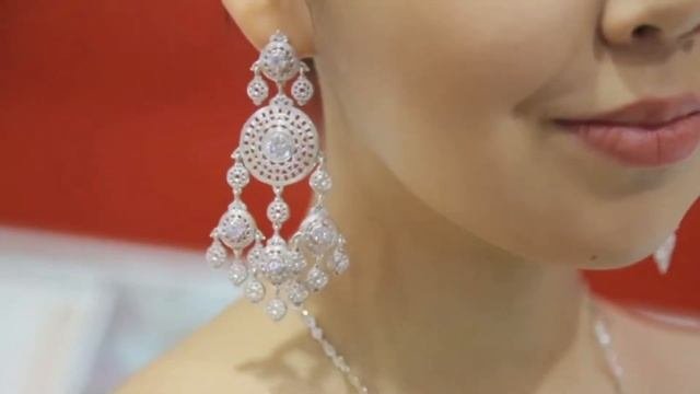 ЮВЕЛИРНЫЕ УКРАШЕНИЯ В ЮВЕЛИРНОЙ СЕТИ АЛМАЗ  ПОДАРИТЕ СЕБЕ КРАСОТУ!