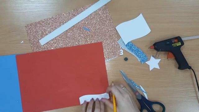 Творческая студия Чудо Ручки, мастер-класс "Магнитик для папы". смотреть онлайн