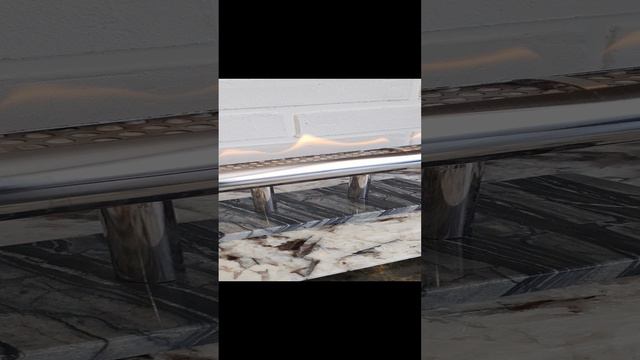 Биокамин с подставкой из натурального камня.