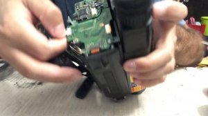 Reparar Sony Handycam CCD 1100E que não toca cassettes