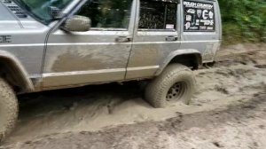 Jeep Cherokee XJ & ZJ Offroading | The Cliffs Insane Terrain | Marseilles, IL