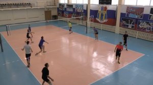Обучение волейболу. Упражнения на отработку верхней и нижней передачи тройками