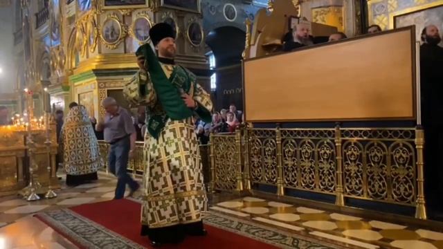 Величание преп. Онуфрию Великому и Свят Господь Бог наш - Почаевская Лавра смотреть онлайн