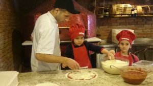 Еда Мастер Класс c детьми Пицца в POMIDORISSIMO