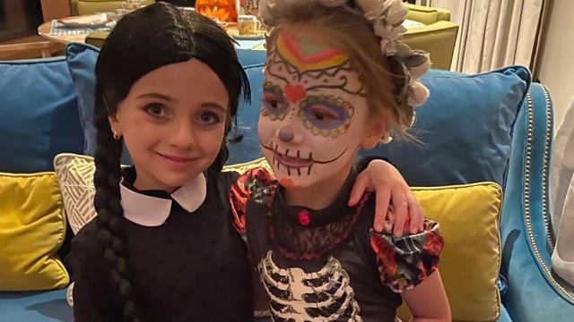 Татьяна Навка с дочкой Надей устроили шумный праздник в честь Хэллоуина смотреть онлайн