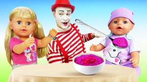 Весёлые игры в куклы - Вкусняшки для БЕБИ БОН! Еда для кукол! - Видео игры Дочки матери с Baby Born