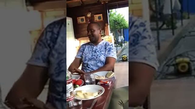 Чернокожей парень классно поет по армянски смотреть онлайн