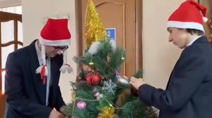 Новогоднее поздравление от 11 "А" класса, ЧОУ" Гимназия 1"