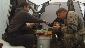 Охота, ночевка в лесу в палатке с печкой, Отдых на природе, Осень