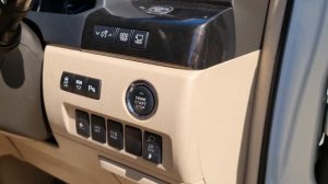 Toyota-Vellfire-3,5 2013 год