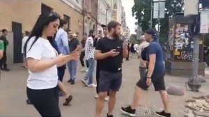 Бойцы ЧВК «Вагнер» призвали жителей Ростова-на-Дону покинуть центр города.