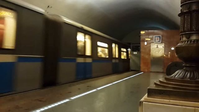 Русич прибывает на станцию Электрозаводская