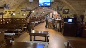 Одесса 29 июня 2022. Пивная Гамбринус на Дерибасовской. Работает? Меню.