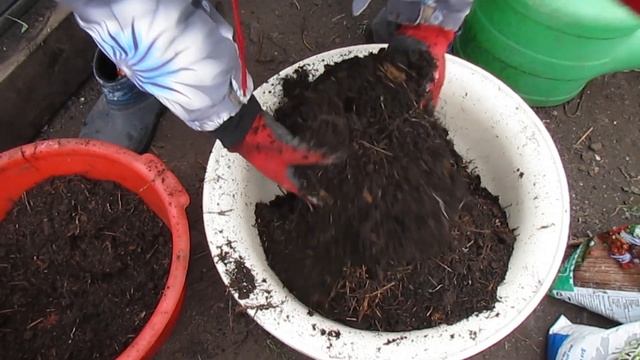 МОЙ ВАРИАНТ ПРИГОТОВЛЕНИЯ ГРУНТА ДЛЯ ПОСАДКИ ЦВЕТОВ В ГОРШКИ!!! смотреть онлайн