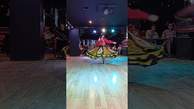 Танура -  головокружительный мужской танец с юбками и бубнами. tanura. dizzying male dance