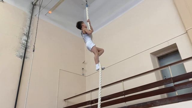 ТЕСТ ГИМНАСТА●ЛАЗАНИЕ ПО КАНАТУ●ВЫПУСК 8 смотреть онлайн