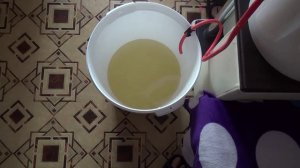 снимаем сахарную брагу с осадка