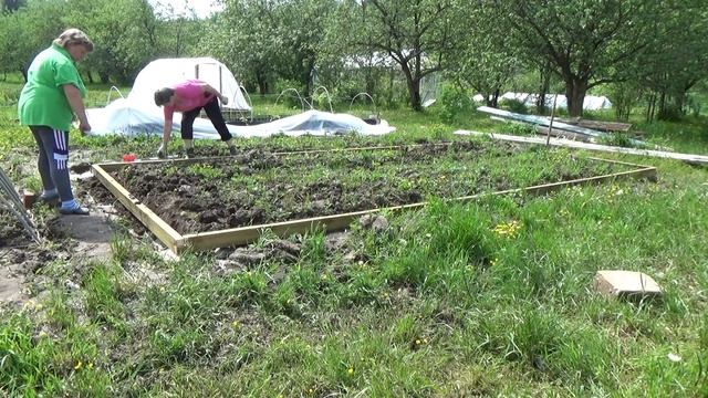 НА ДАЧЕ. СТРОИМ НОВУЮ ТЕПЛИЦУ. 1 часть смотреть онлайн