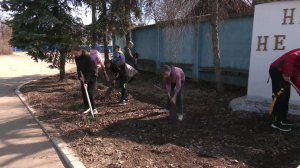 Губернатор Сергей Ситников рекомендовал главам муниципалитетов не затягивать с весенней уборкой улиц