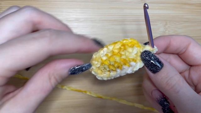 Пингвин из плюшевой пряжи крючком. Часть Первая