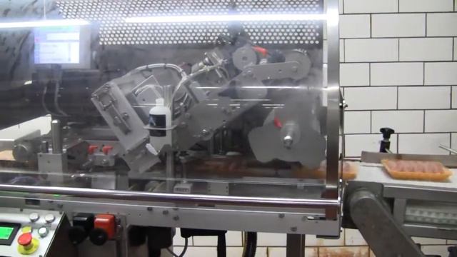 Linerless Labeling - Trays of Sausage (Ravenwood Nobac 500)