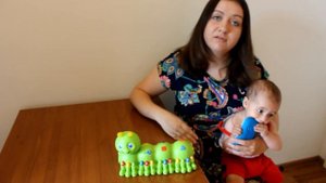 Обзор развивающей игрушки "Обучающая гусеница Умка"