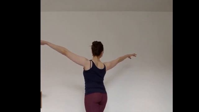 Port De Bras. Комбінації класичного уроку смотреть онлайн