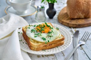 Сэндвич Крок-мадам 🥪 Как приготовить СЭНДВИЧ КРОК-МАДАМ на завтрак
